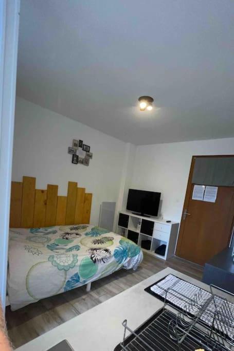 Logement 2 Personnes. Vitry-le-Francois Luaran gambar
